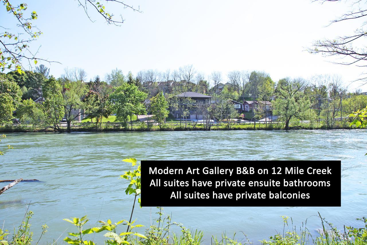 Lily'S House On The 12 Bed & Breakfast Saint Catharines Exterior photo