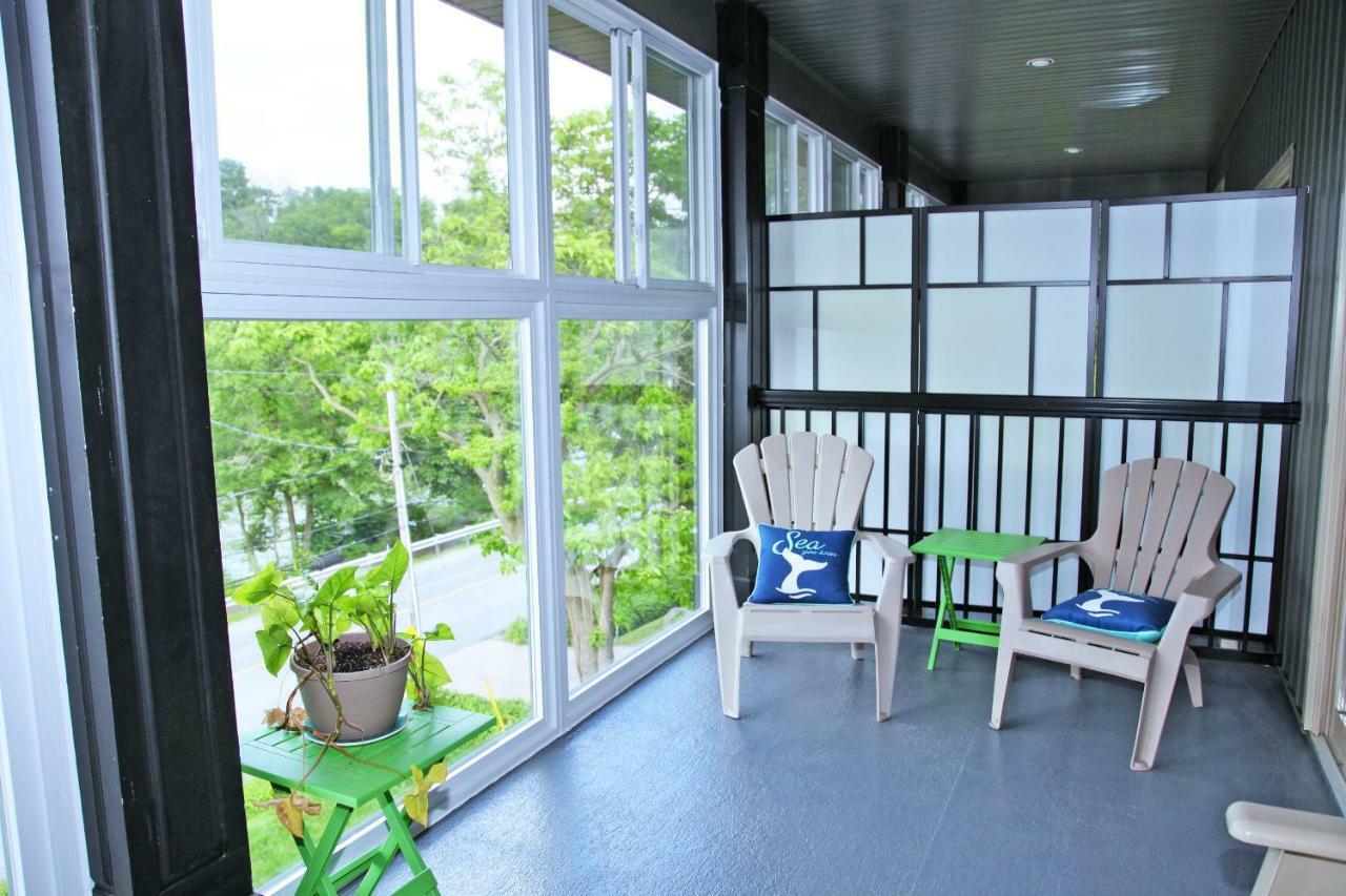 Lily'S House On The 12 Bed & Breakfast Saint Catharines Exterior photo